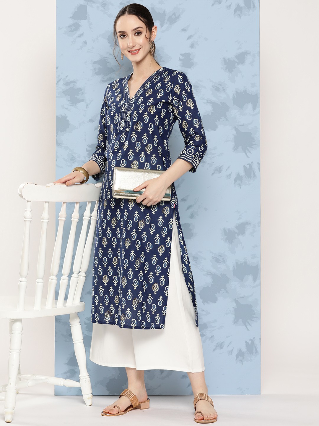 

Varanga Women Ethnic Motifs Printed Thread Work Indigo Kurta, Blue