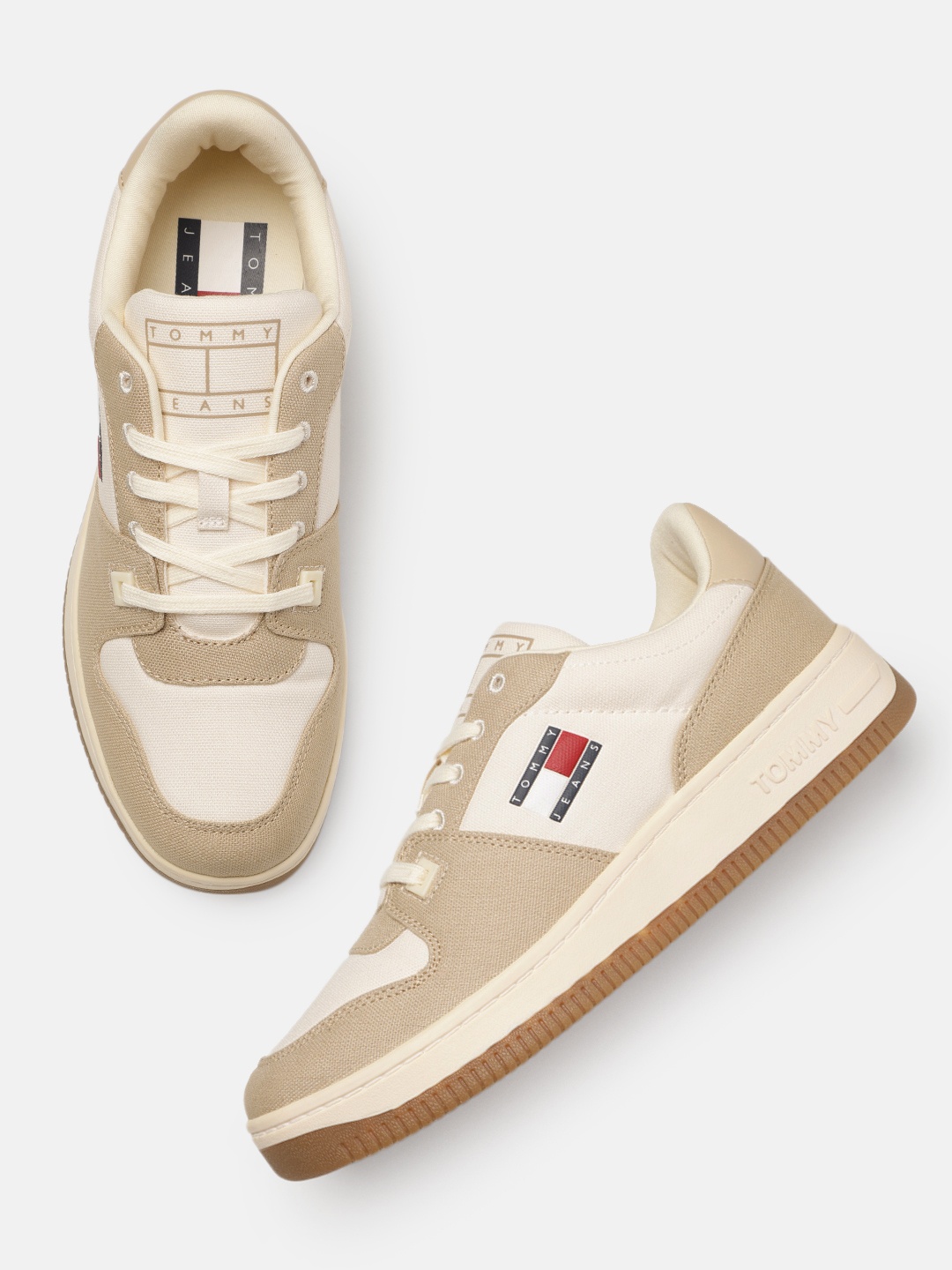 

Tommy Hilfiger Men Colourblocked Sneakers, Beige