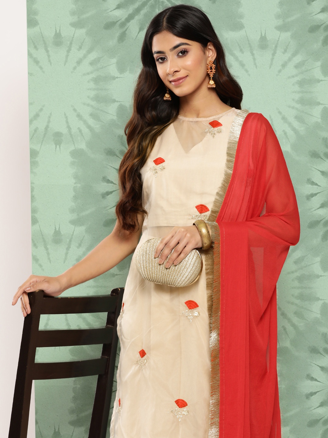 

Varanga Women Floral Embroidered Regular Kurta with Palazzos & With Dupatta, Beige