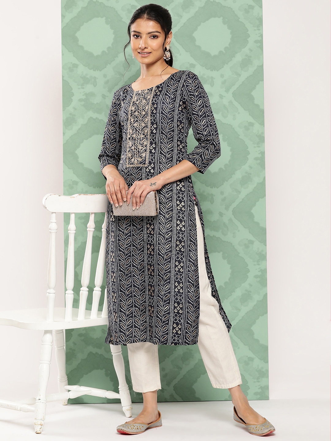 

Varanga Women Bandhani Printed Indie Prints Kurta, Navy blue