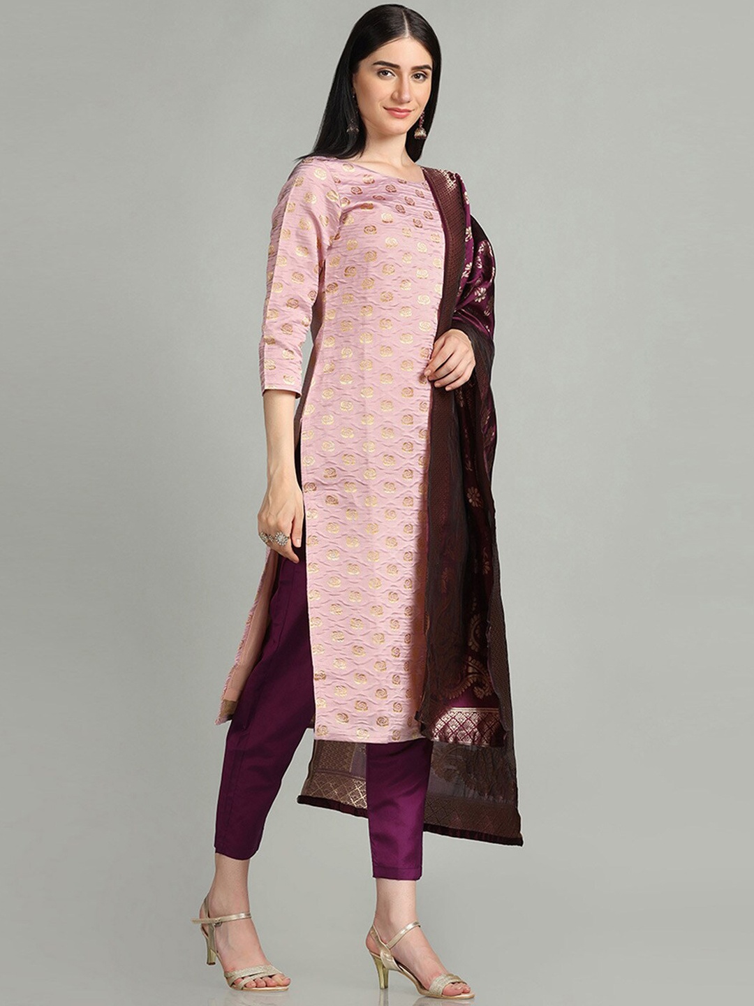 

HRITIKA Floral Woven Design Zari Kurta & Trousers With Dupatta, Pink