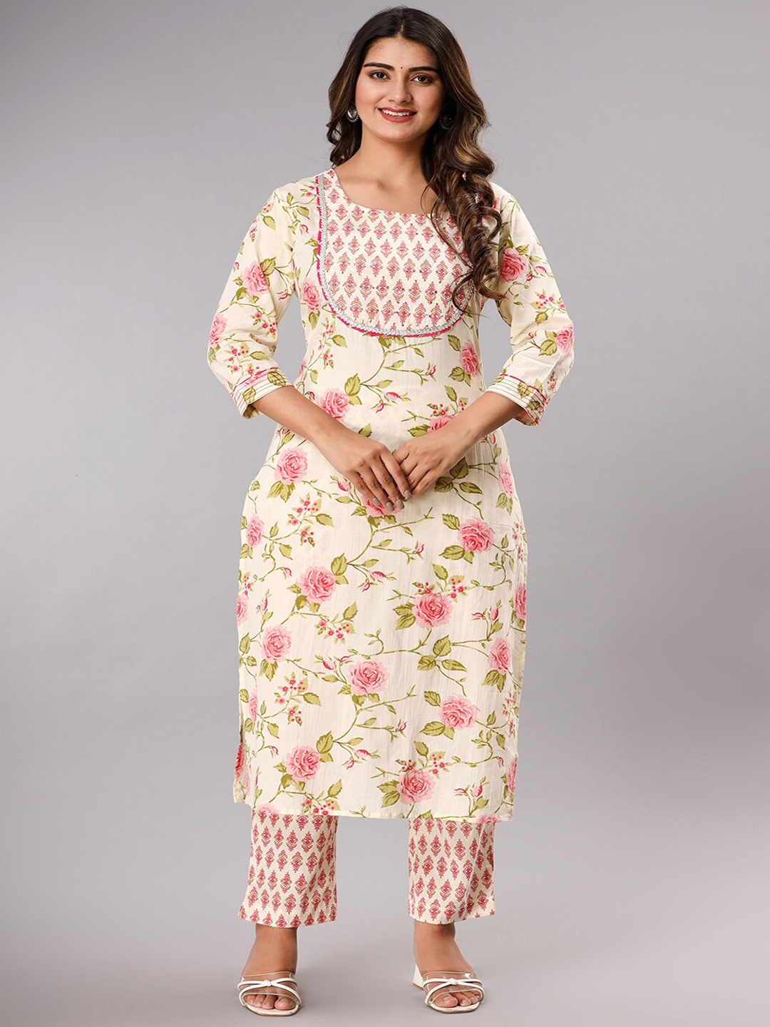 

gvs shoppe Floral Print Regular Gotta Patti Pure Cotton Kurta with Trousers & With Dupatta, Off white