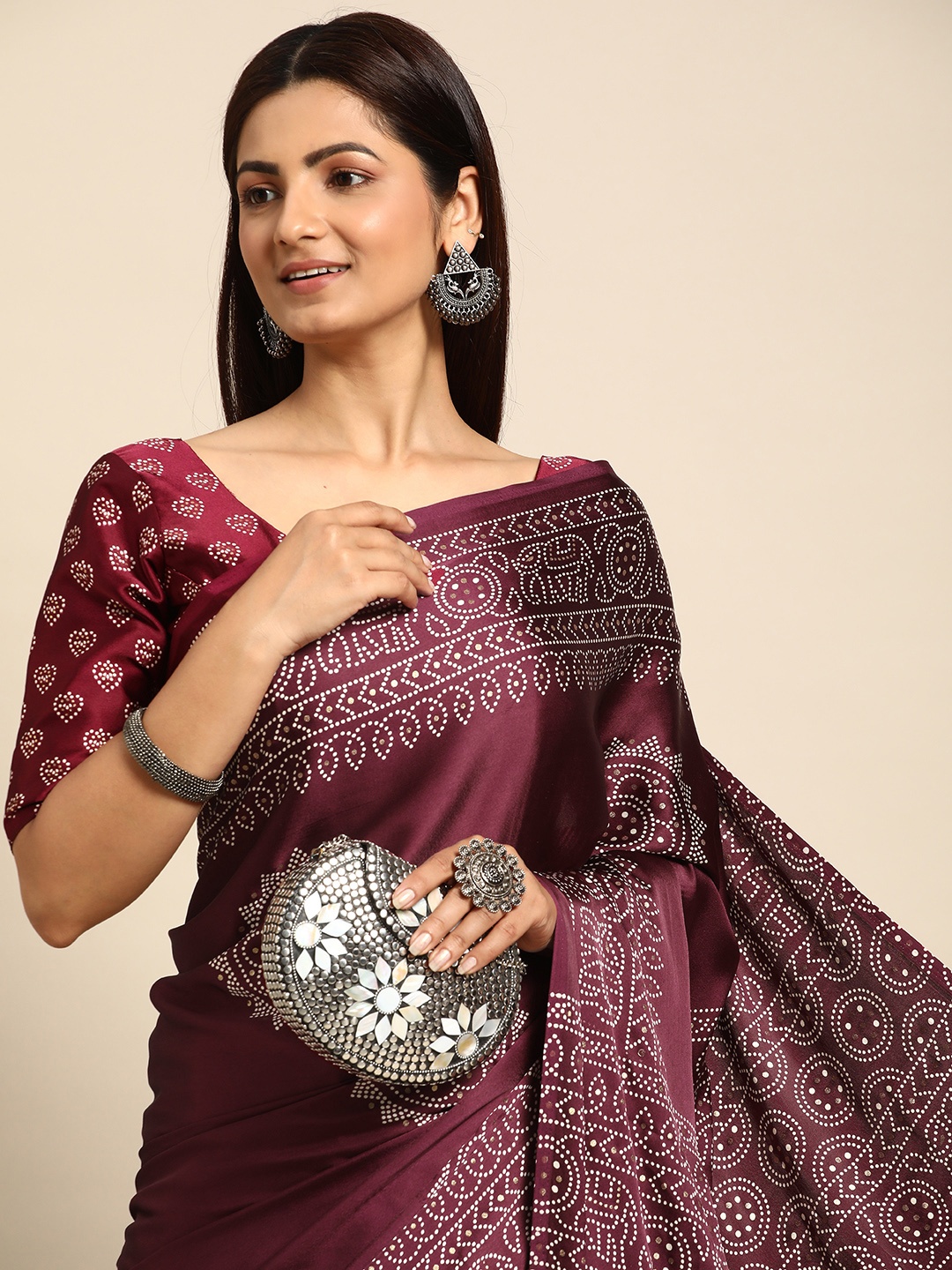

LOOKNBOOK ART Ethnic Motifs Foil Print Satin Saree, Burgundy