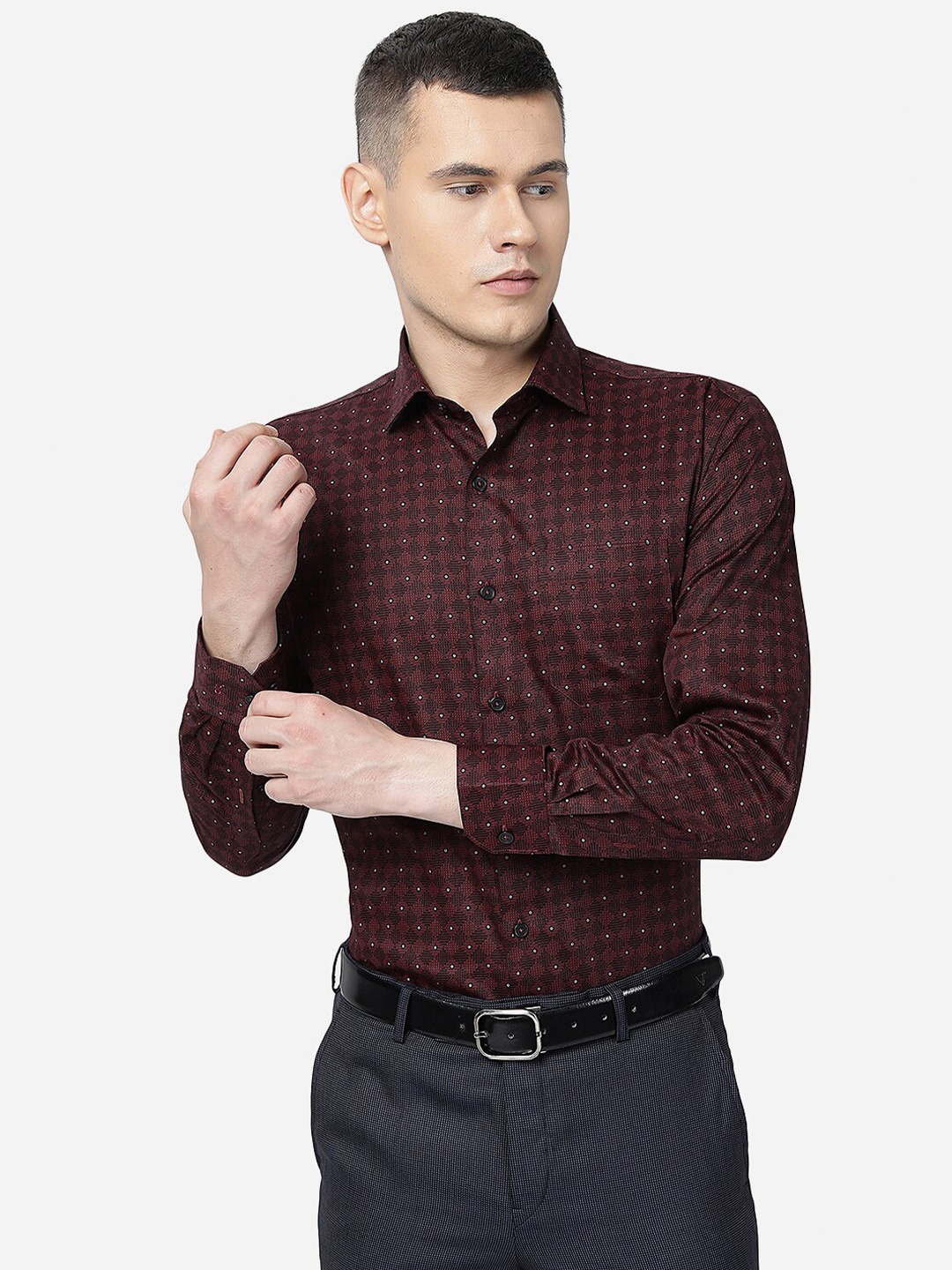 

JADE BLUE Checked Cotton Formal Shirt, Maroon