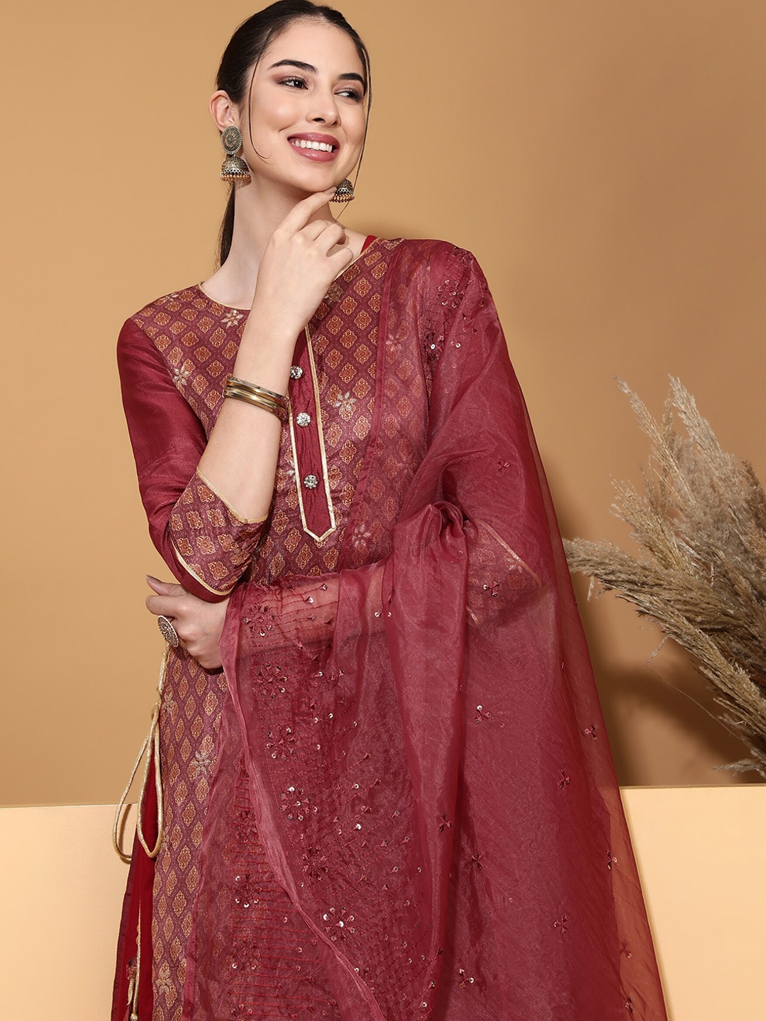 

Be Indi Ethnic Motifs Printed Gotta Patti Kurta with Skirt & Dupatta, Maroon