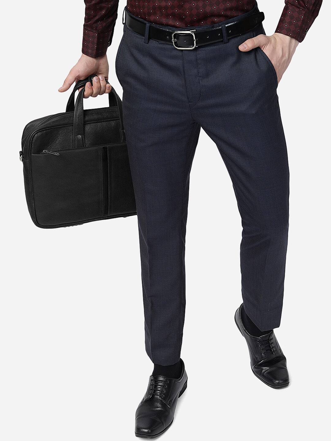 

METAL Men Textured Slim Fit Mid-Rise Formal Trousers, Navy blue