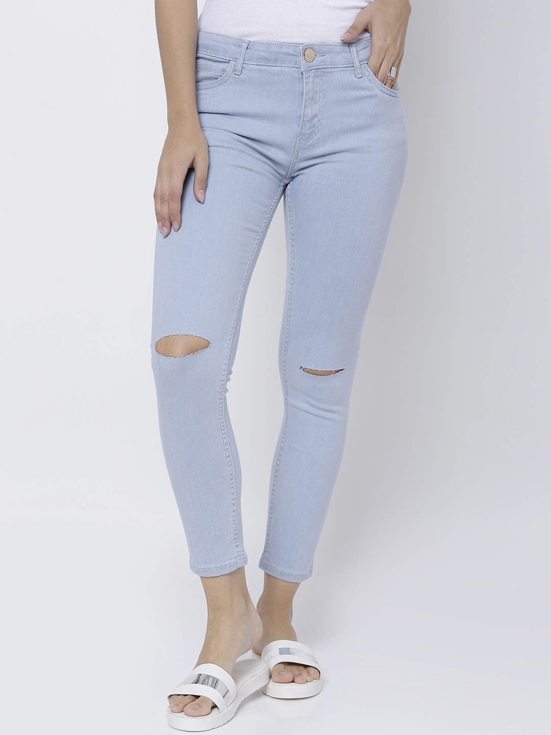 

Tokyo Talkies Women Blue Super Skinny Fit Mid-Rise Slash Knee Stretchable Jeans