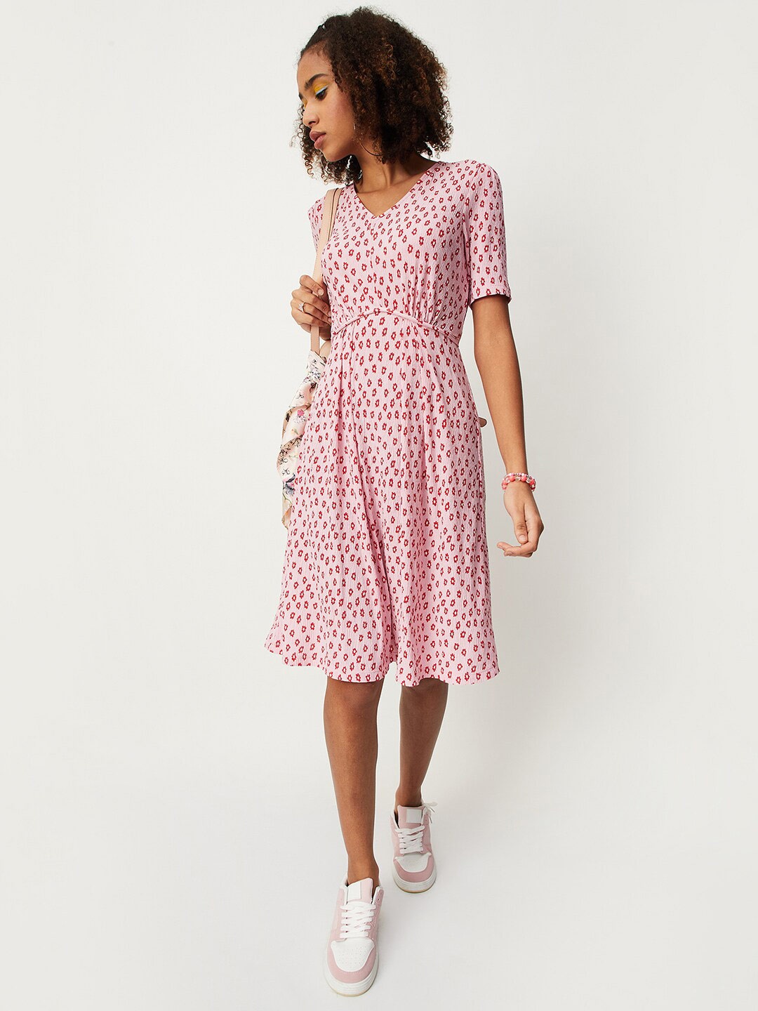 

max Floral Printed Belted V-Neck Fit & Flare Dress, Pink