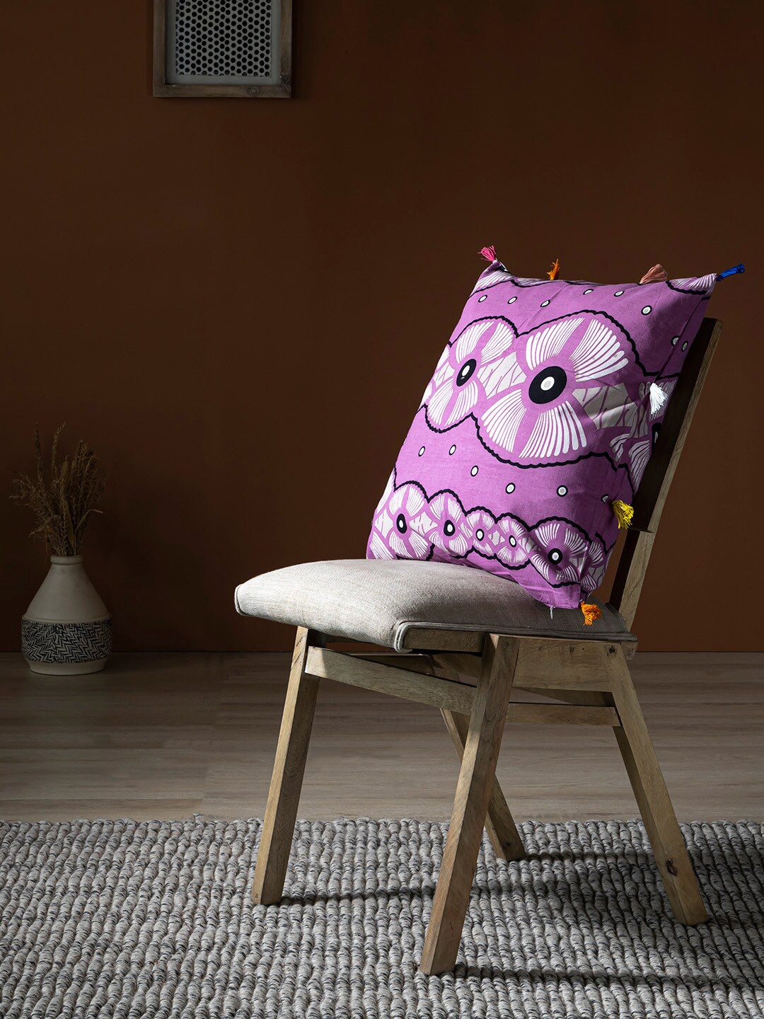 

Contrast Living Pink & Black Ethnic Motifs Square Cotton Cushion Cover