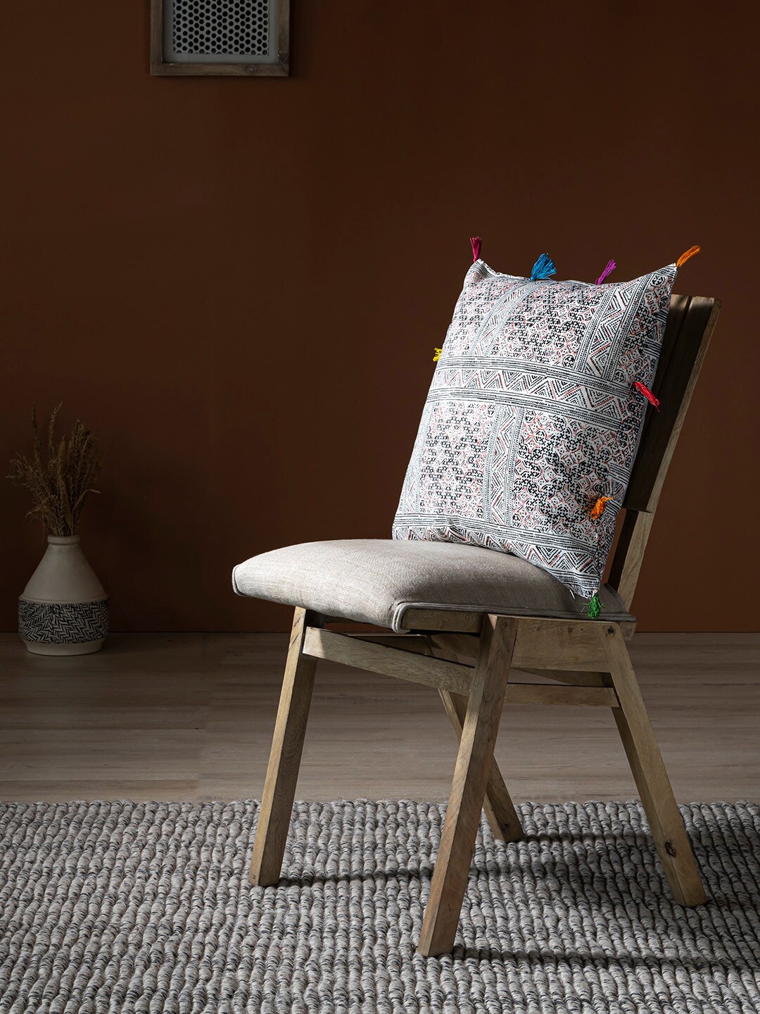 

Contrast Living Green & Pink Ethnic Motifs Square Cotton Cushion Cover