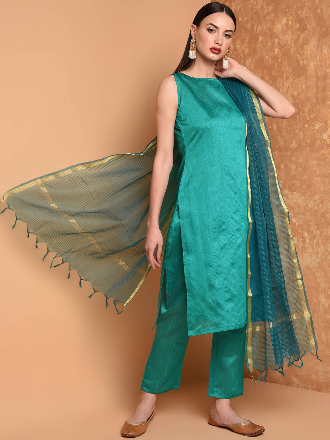 

KAANCHIE NANGGIA Sleeveless Straight Kurta with Trousers & Dupatta, Teal