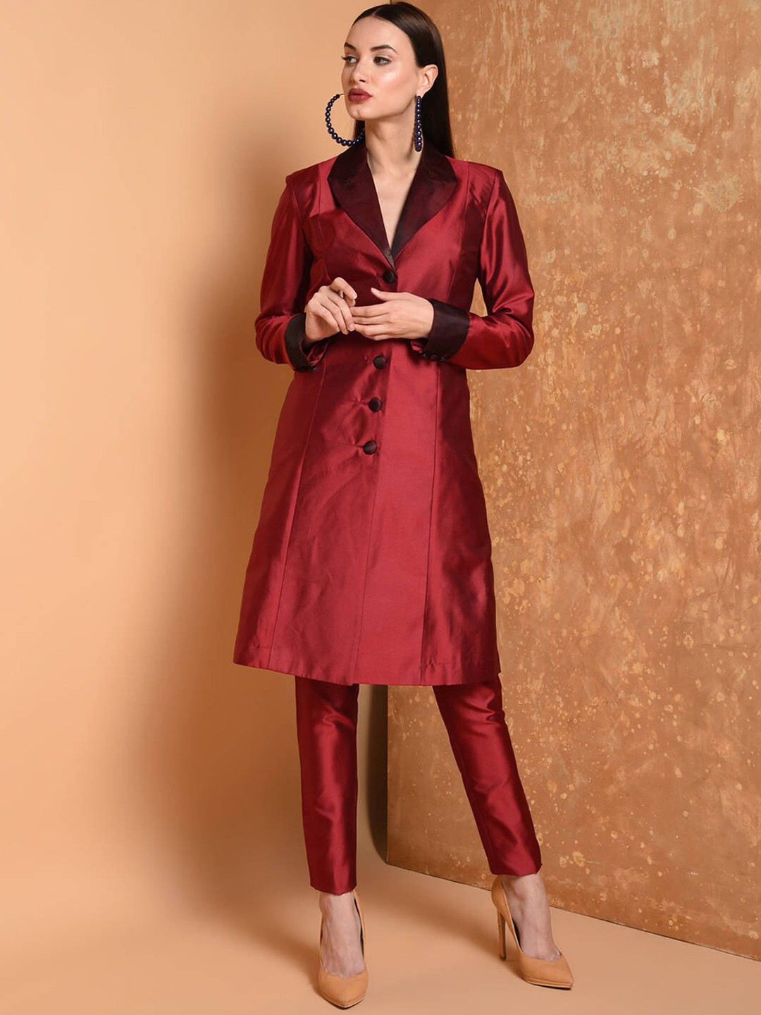 

KAANCHIE NANGGIA Lapel Collar A-Line Kurta with Trousers, Maroon