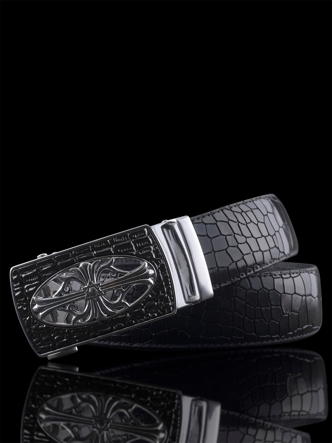 

NAEVE Men Textured Leather Belt, Black