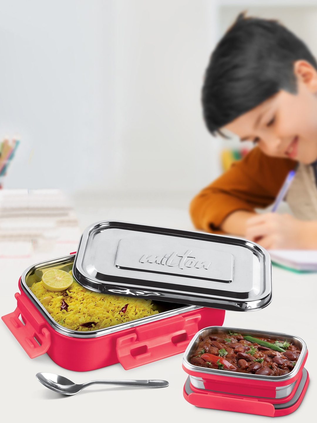 

Milton Steel Flat Red Insulated Inner Stainless Steel Tiffin Box 700 ml