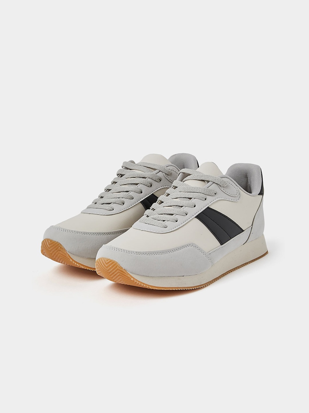 

Styli Men Contrast Suede Basics Sneakers, Beige