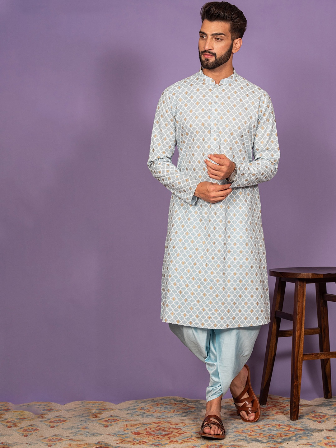 

KISAH Geometric Printed Mandarin Collar Kurta, Blue