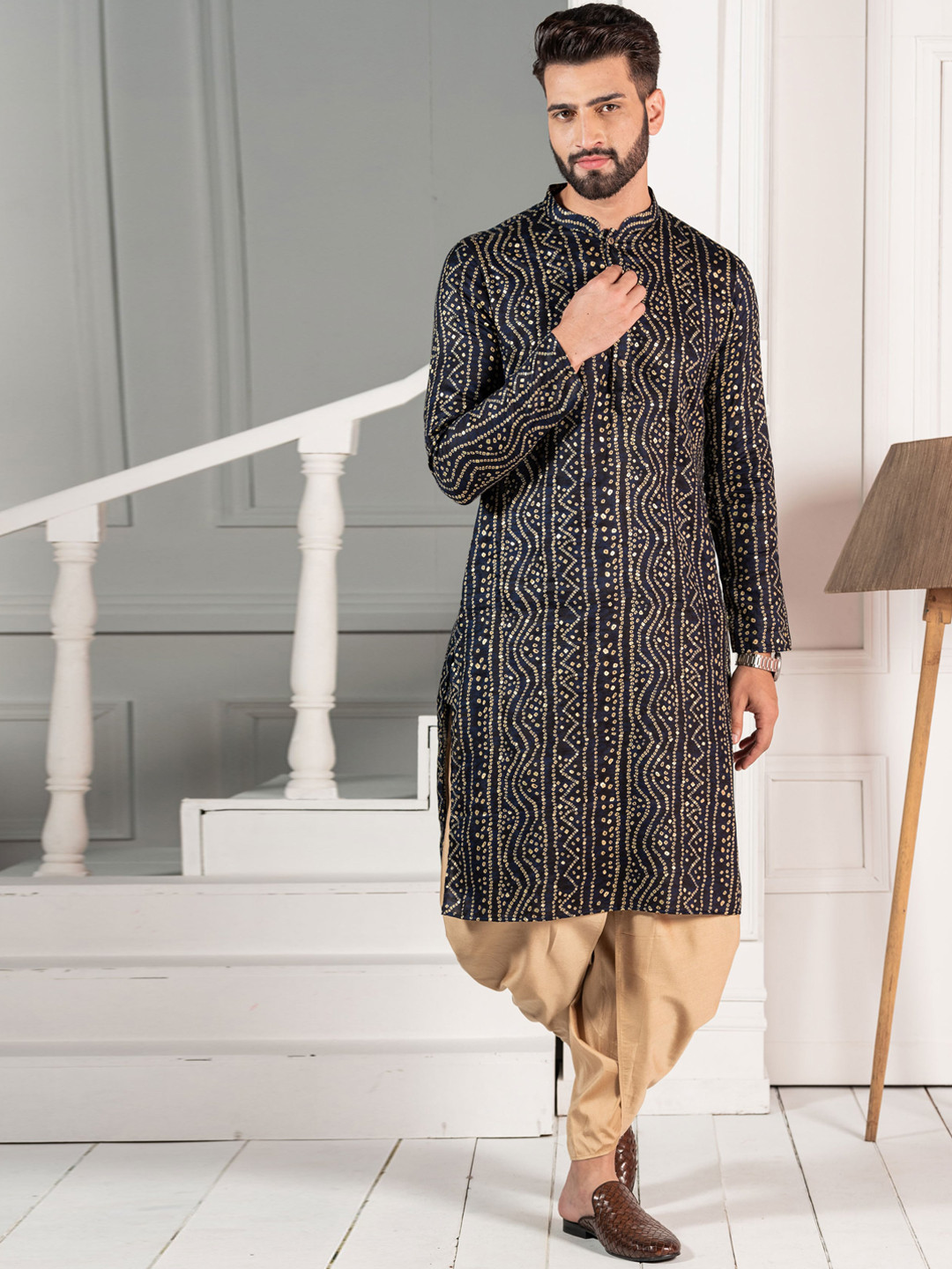 

KISAH Bandhani Printed Mandarin Collar Straight Kurta, Navy blue