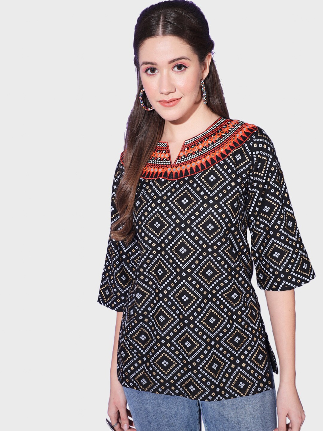 

BUY NEW TREND Bandhani Printed Notched Neck Mirror Work Kurti, Black