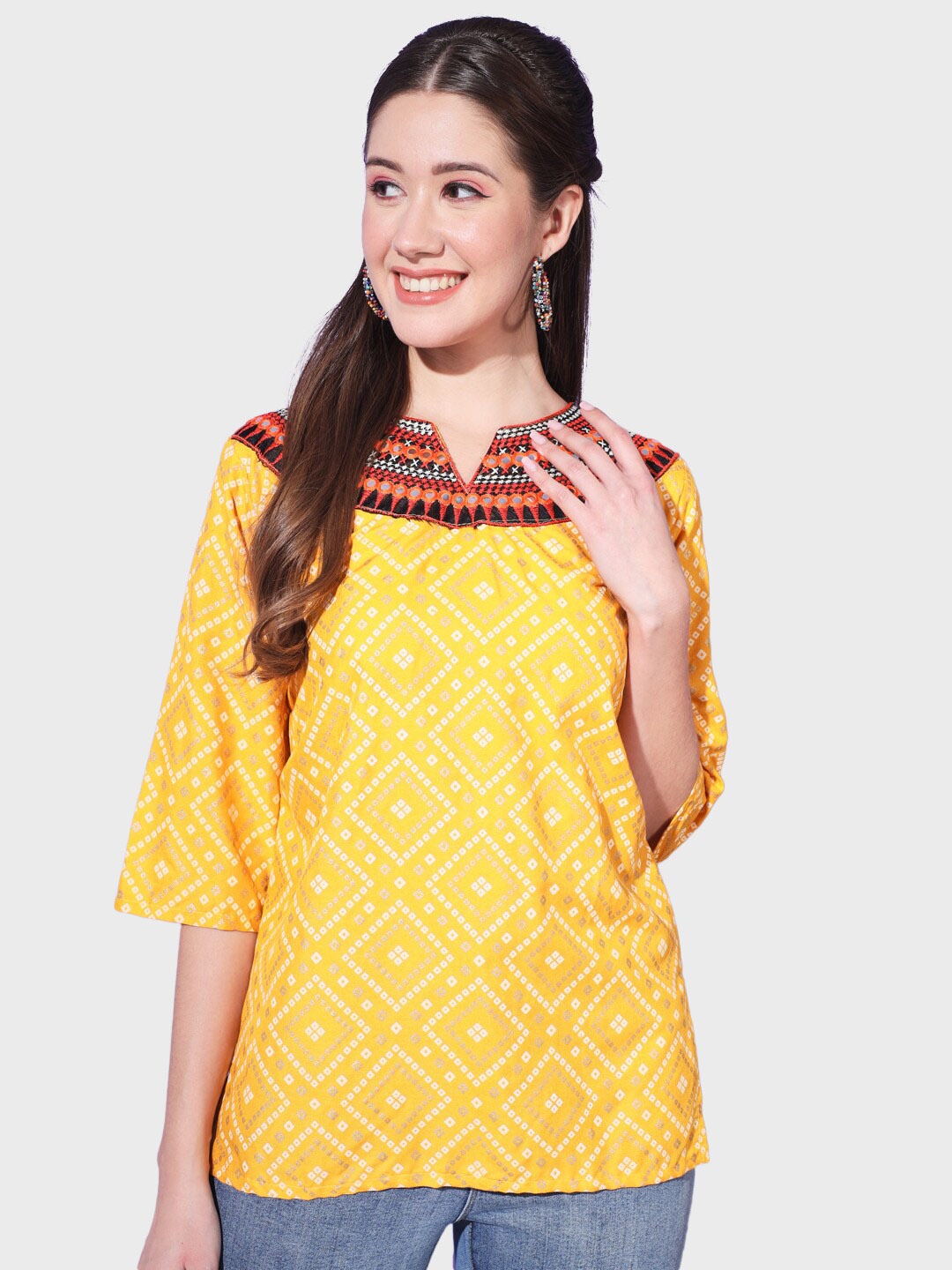 

BUY NEW TREND Bandhani Printed Notched Neck Mirror Work Kurti, Yellow