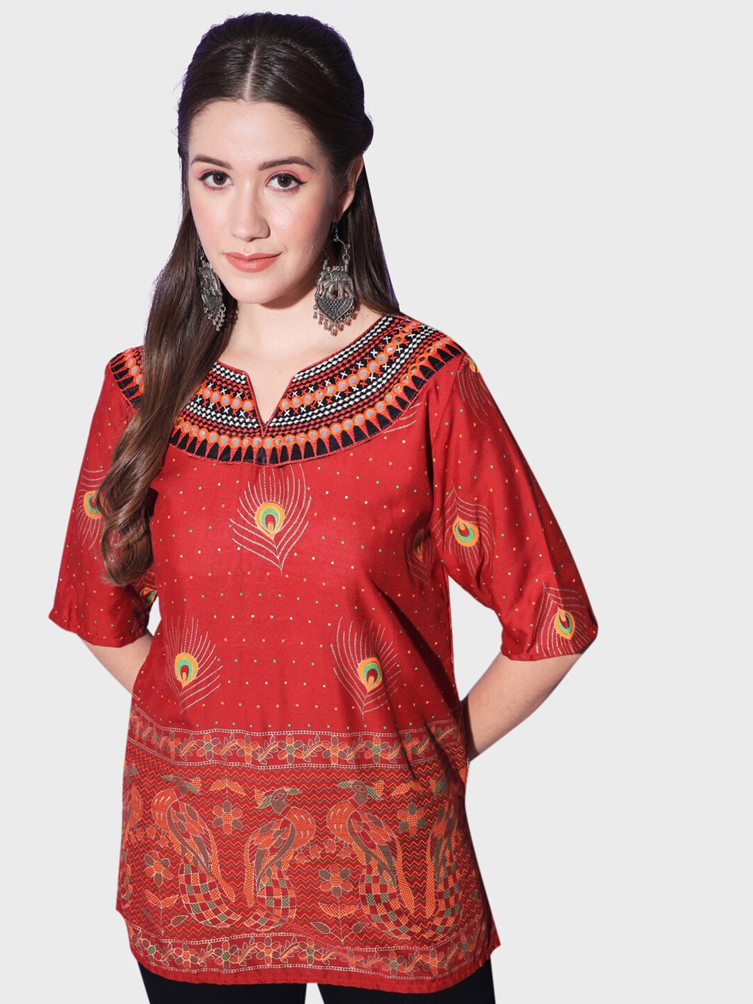 

BUY NEW TREND Ethnic Motifs Peacock Print Notched Neck Kurti, Red