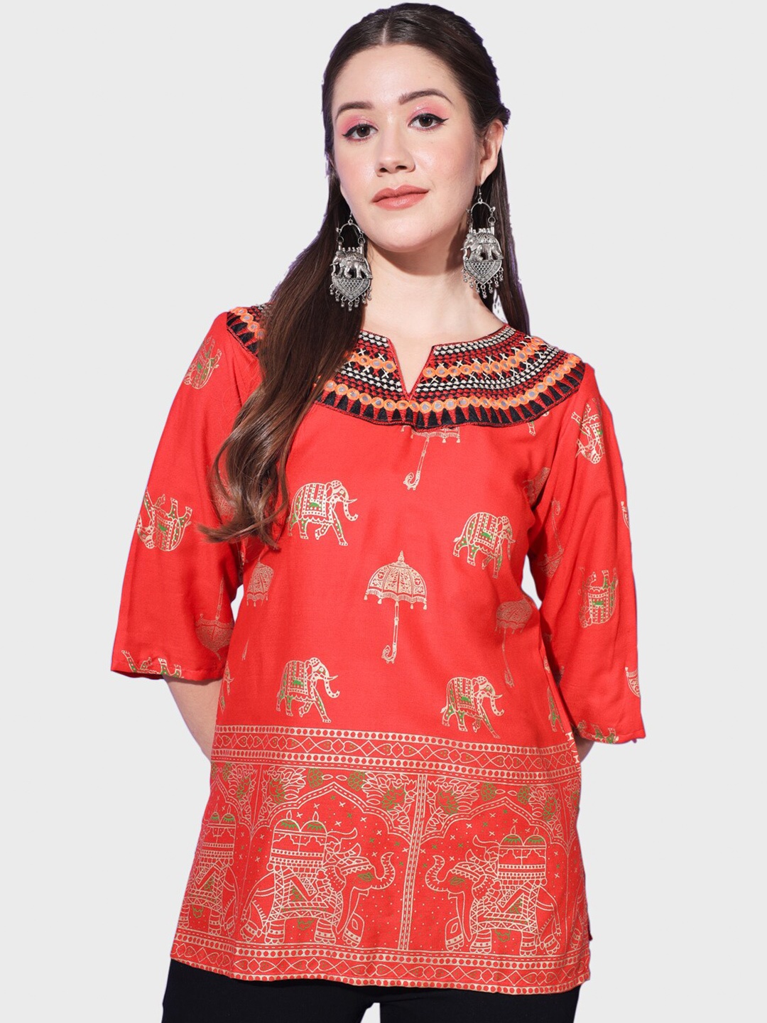 

BUY NEW TREND Ethnic Motifs Printed Notched Neck Mirror Work Kurti, Red