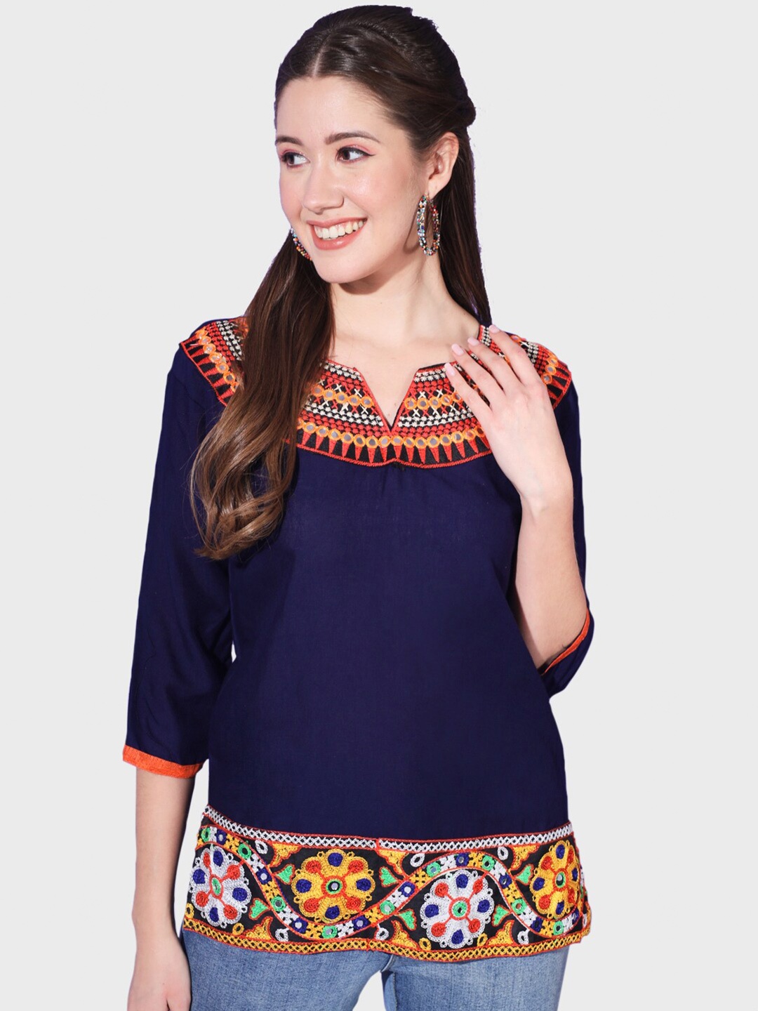 

BUY NEW TREND Ethnic Motifs Embroidered Notched Neck Mirror Work Kurti, Navy blue