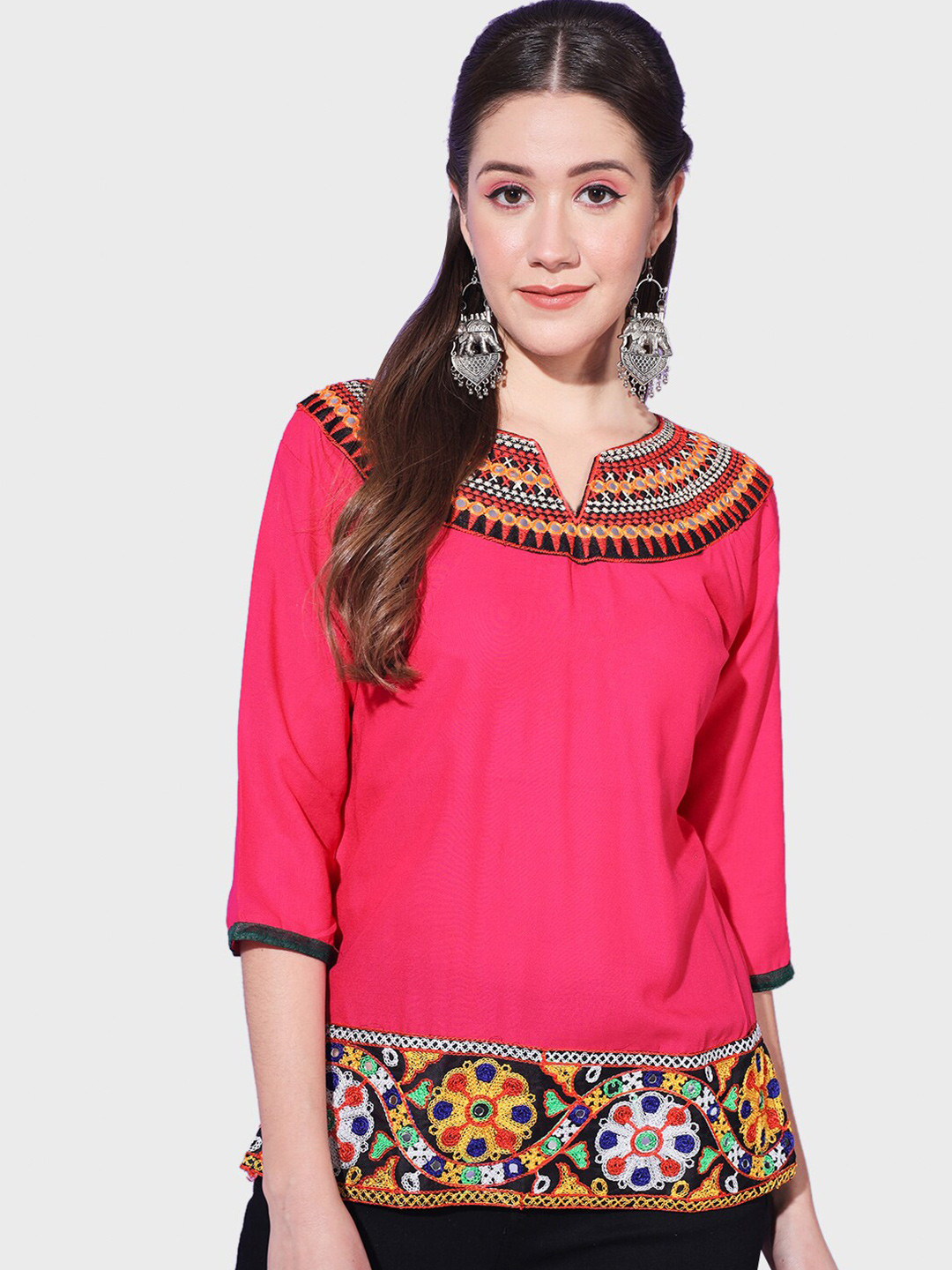 

BUY NEW TREND Ethnic Motifs Embroidered Notched Neck Mirror Work Kurti, Pink