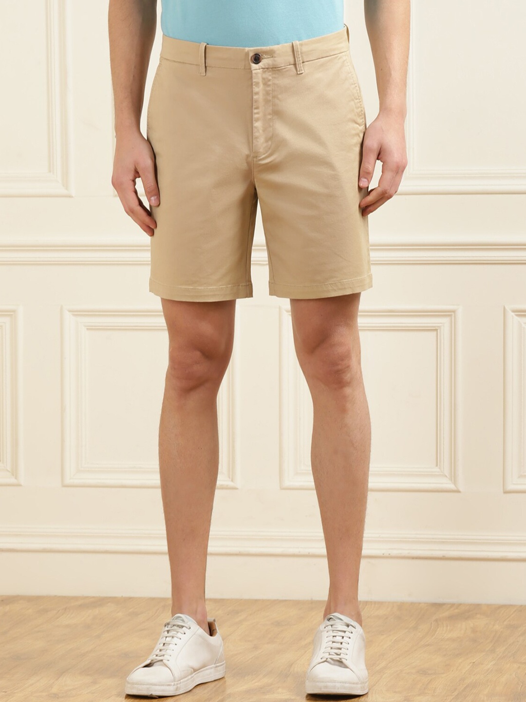

Original Penguin Men Mid Rise Chino Shorts, Beige