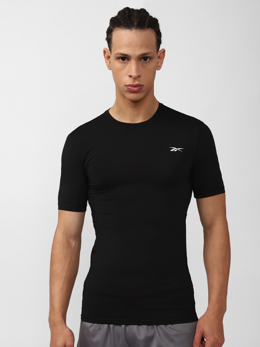 

Reebok Brand Logo Printed T-Shirt, Black