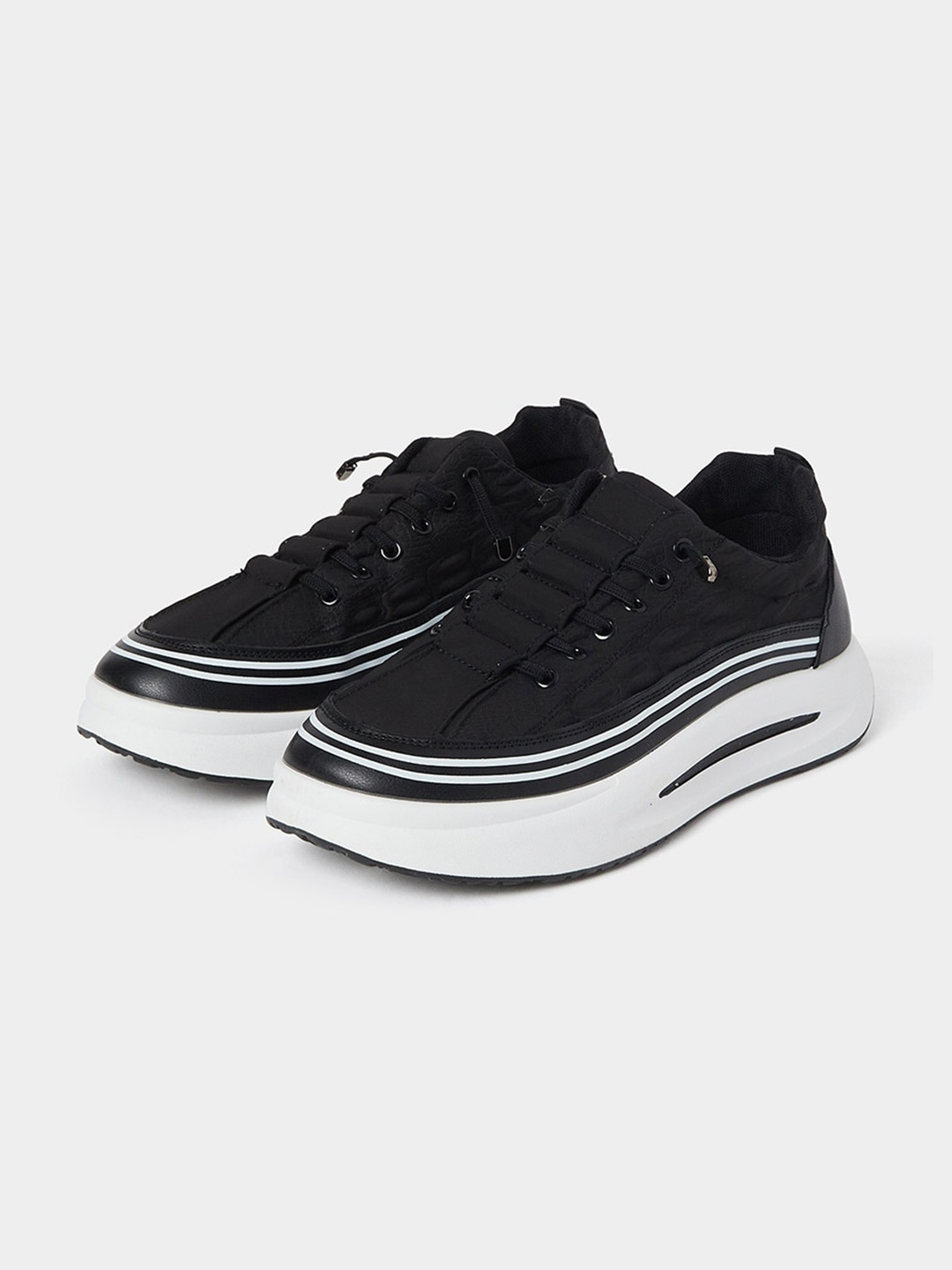 

Styli Men Lace-Up Platform Sneakers, Black