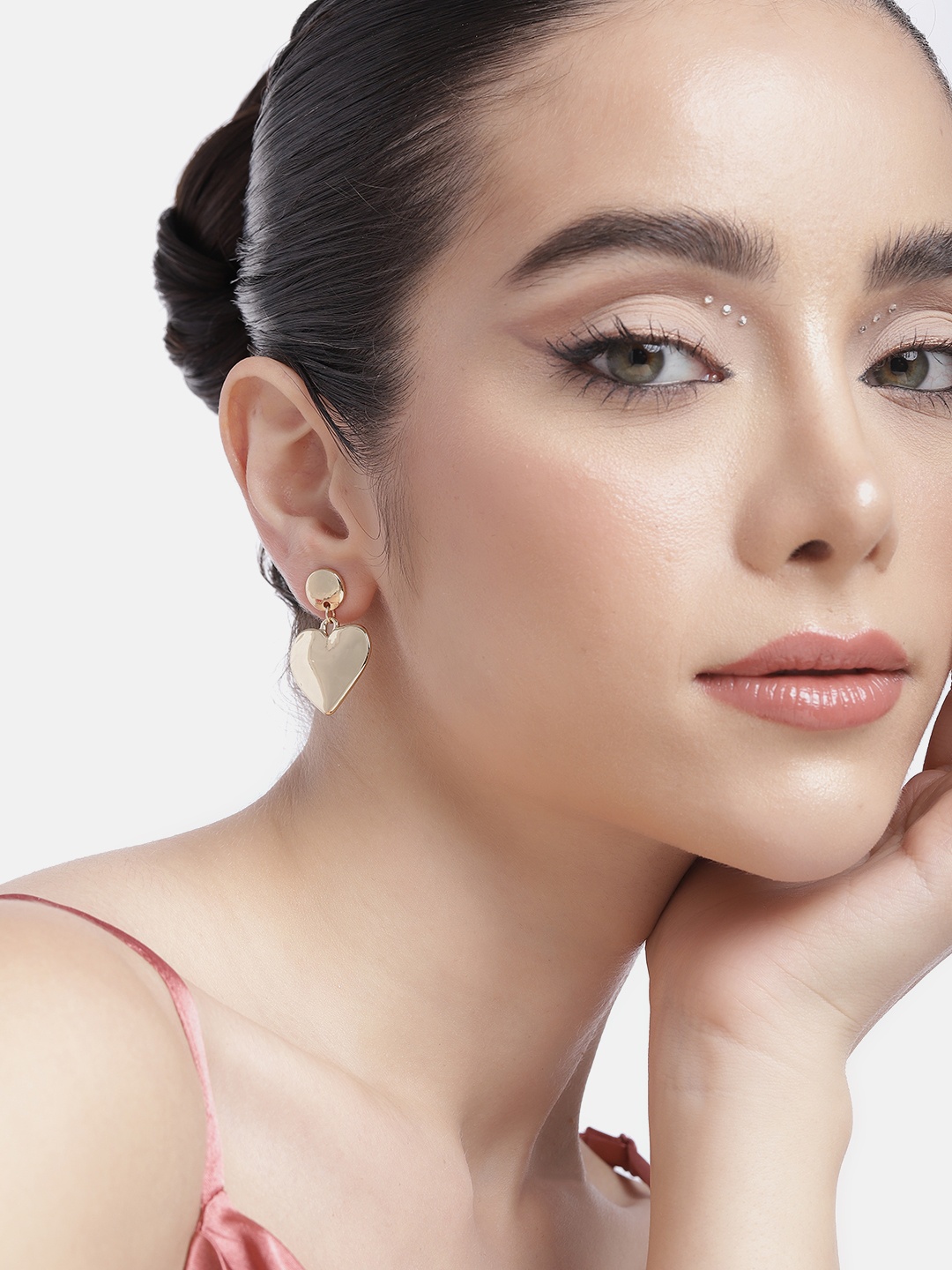 

DressBerry Heart Shaped Drop Earrings, Gold