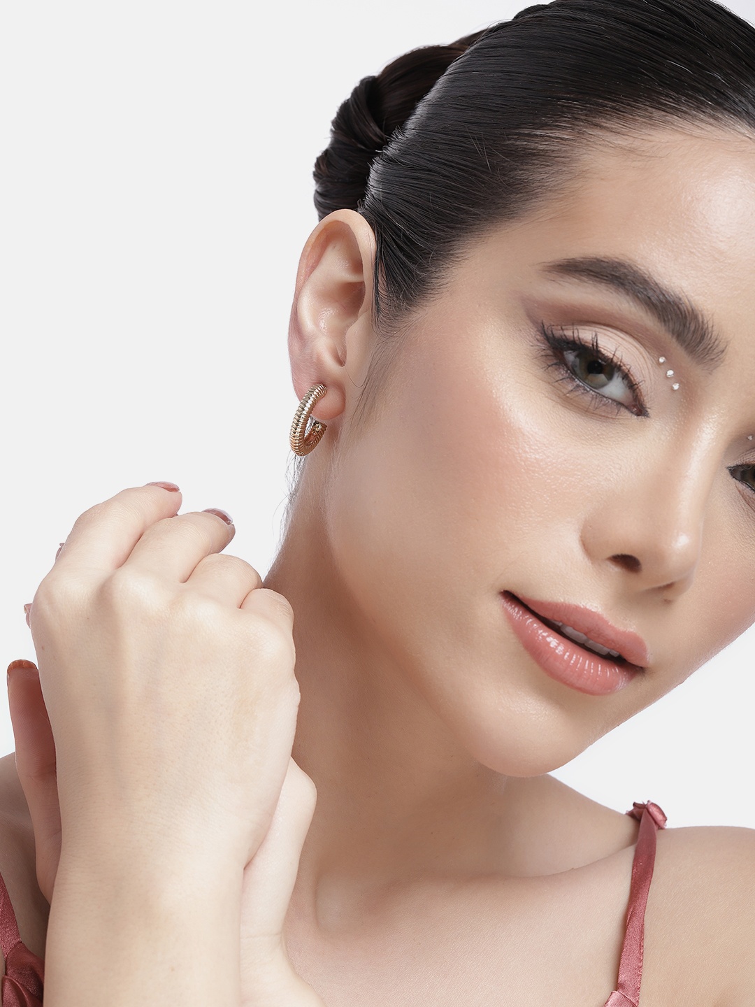 

DressBerry Textured Circular Hoop Earrings, Gold