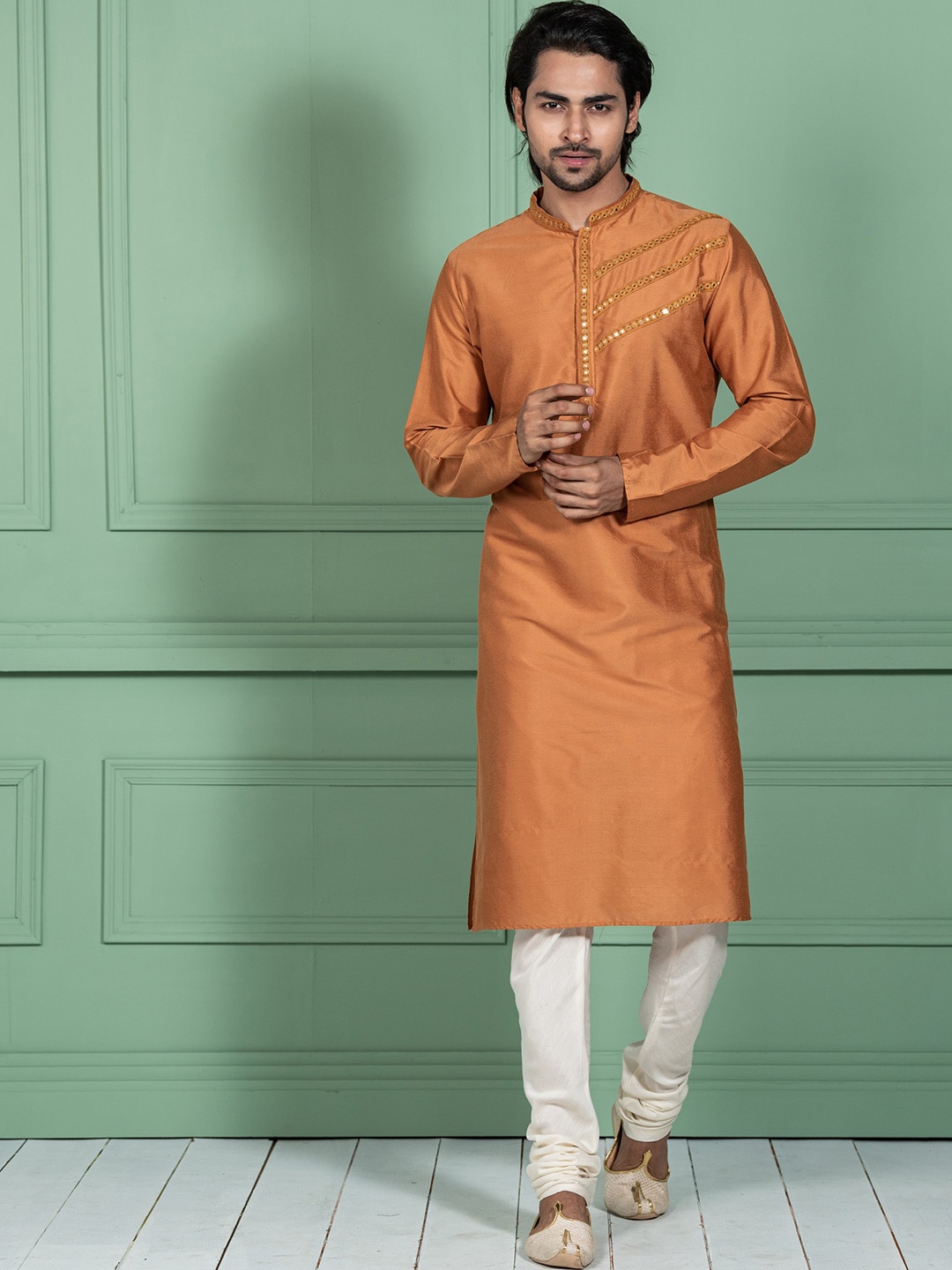 

KISAH Mandarin Collar Mirror Work Straight Kurta, Peach