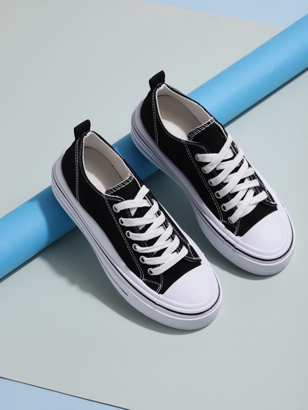 

Truffle Collection Women Canvas Contrast Sole Sneakers, Black