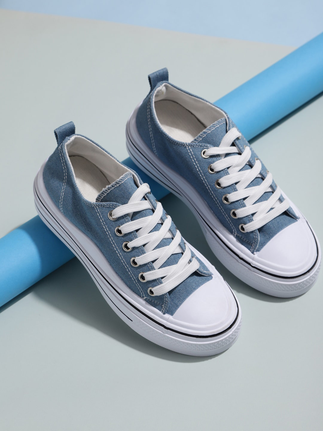 

Truffle Collection Women Canvas Contrast Sole Sneakers, Blue