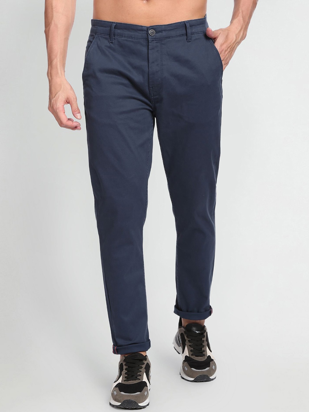 

Flying Machine Men Tapered Fit Mid-Rise Chinos, Navy blue