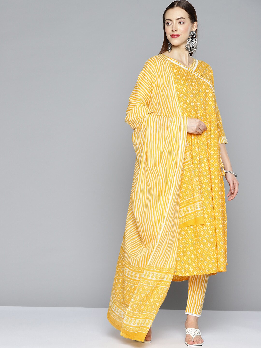 

Kvsfab Ethnic Motifs Printed Angrakha Kurta with Trousers & Dupatta, Yellow