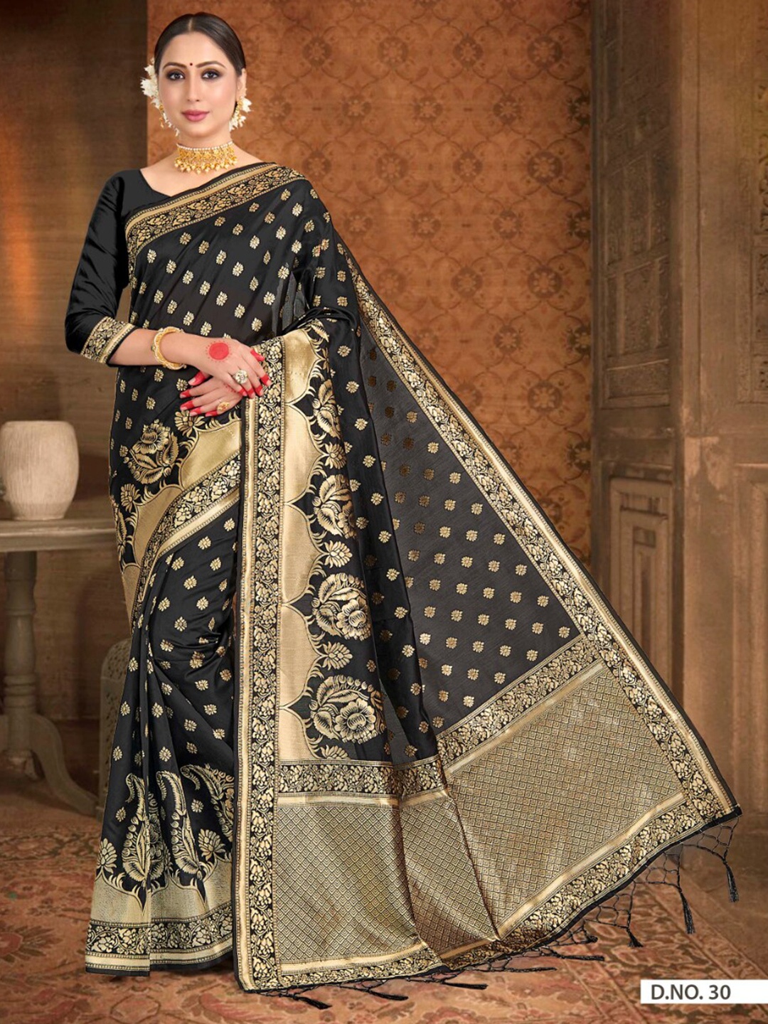 

Vardha Ethnic Motifs Woven Design Zari Silk Blend Banarasi Saree, Black