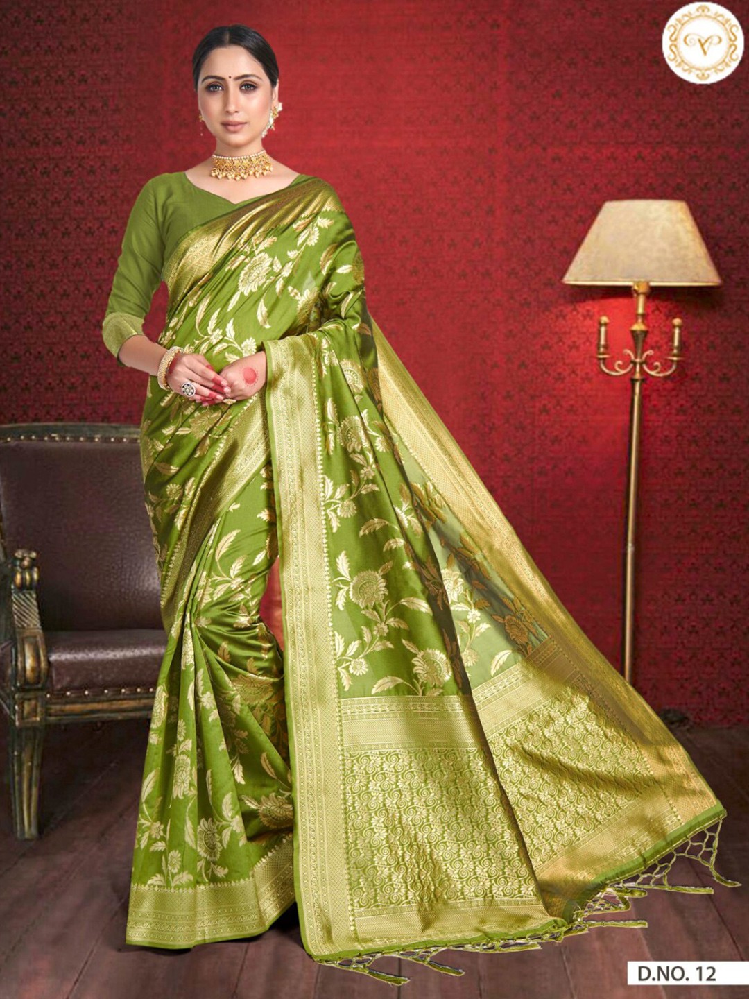 

Vardha Floral Printed Woven Design Zari Banarasi Saree, Green