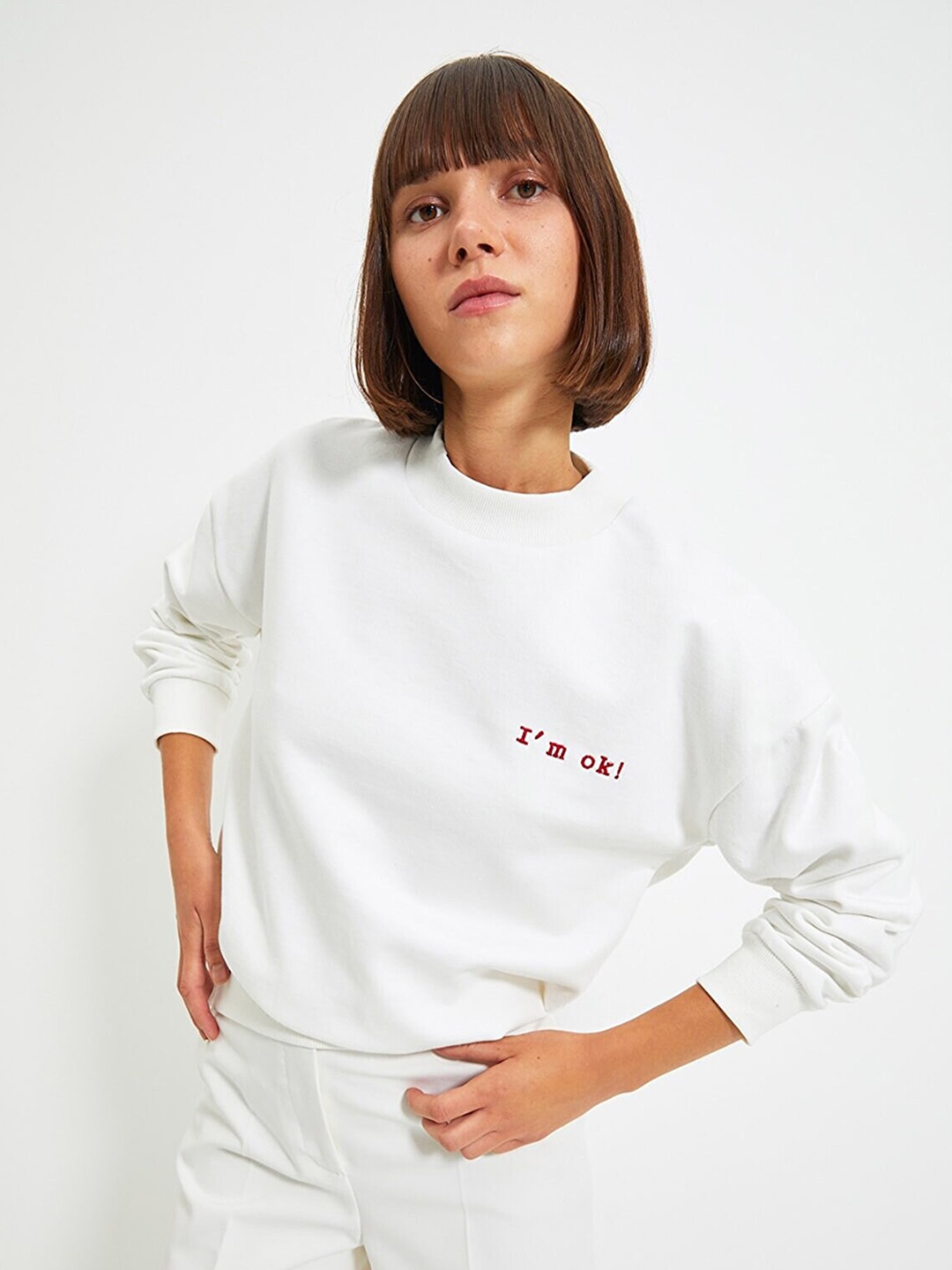 

Trendyol Long Sleeves Round Neck Pullover Sweatshirt, White