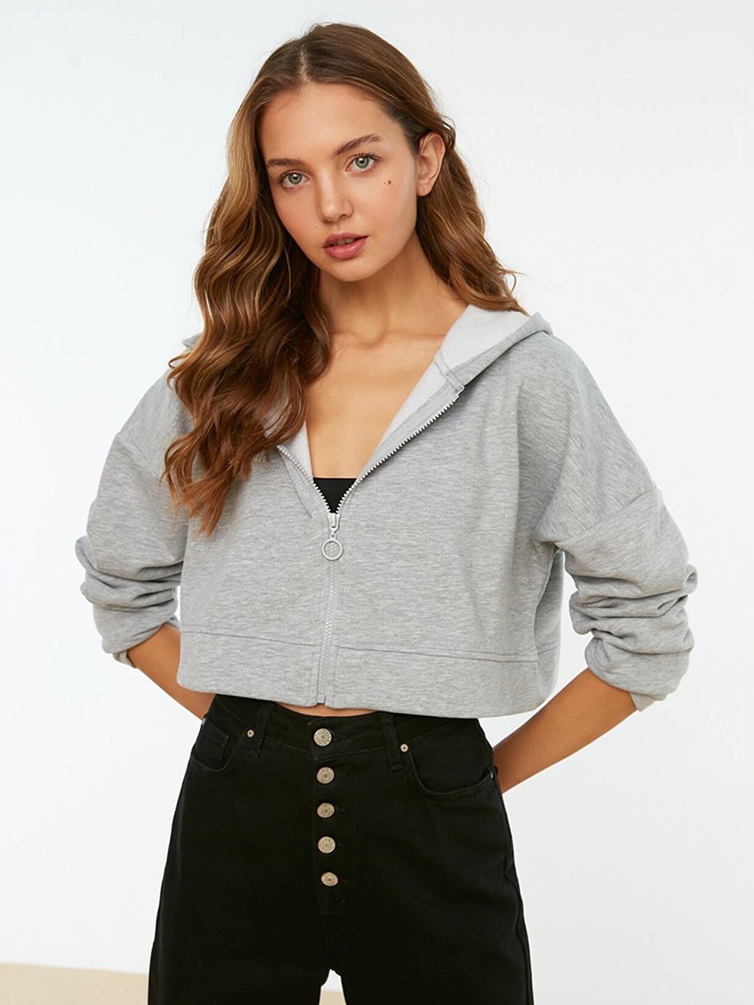 

Trendyol Long Sleeves Hooded Crop Sweatshirt, Grey