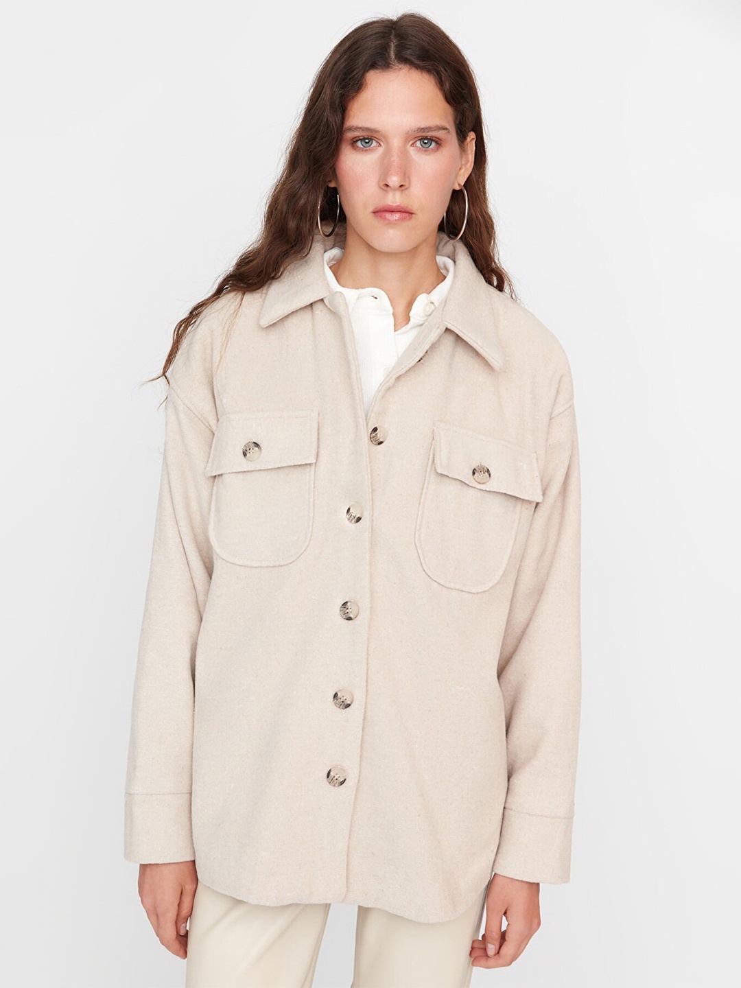 

Trendyol Spread Collar Long Sleeves Shacket, Beige