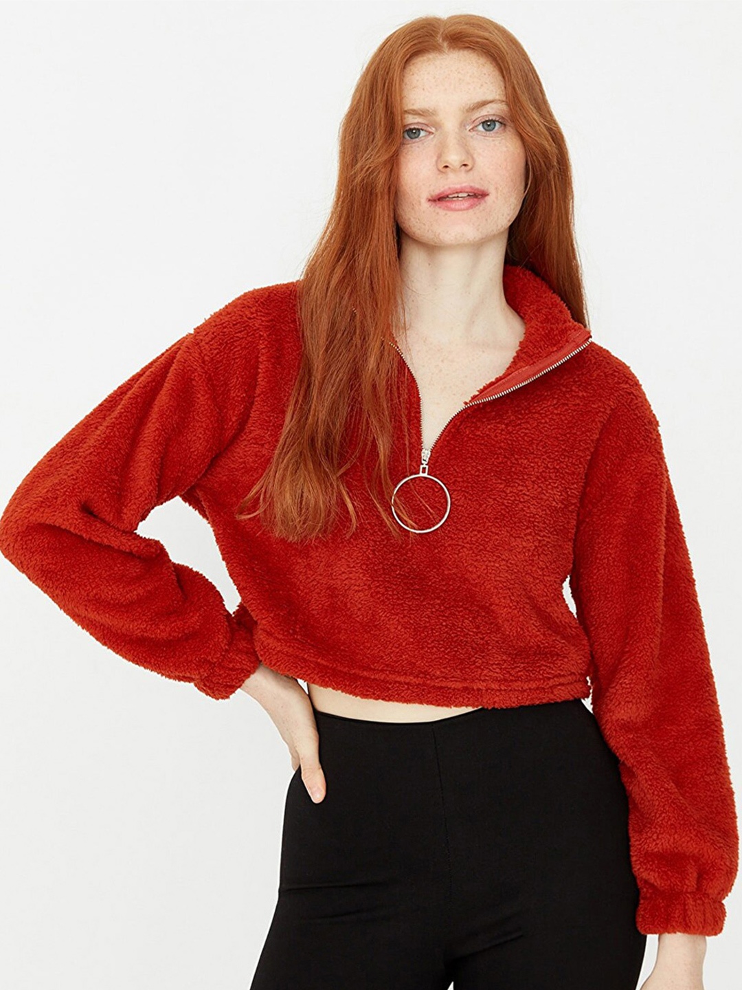

Trendyol High Neck Long Sleeves Crop Top, Red