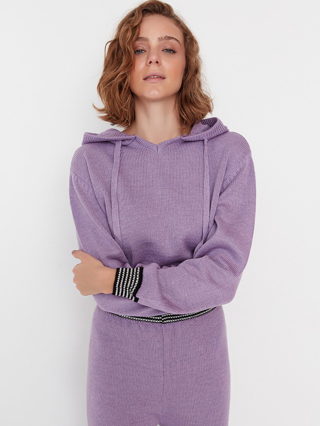 

Trendyol Hooded Acrylic Sweatshirt, Na