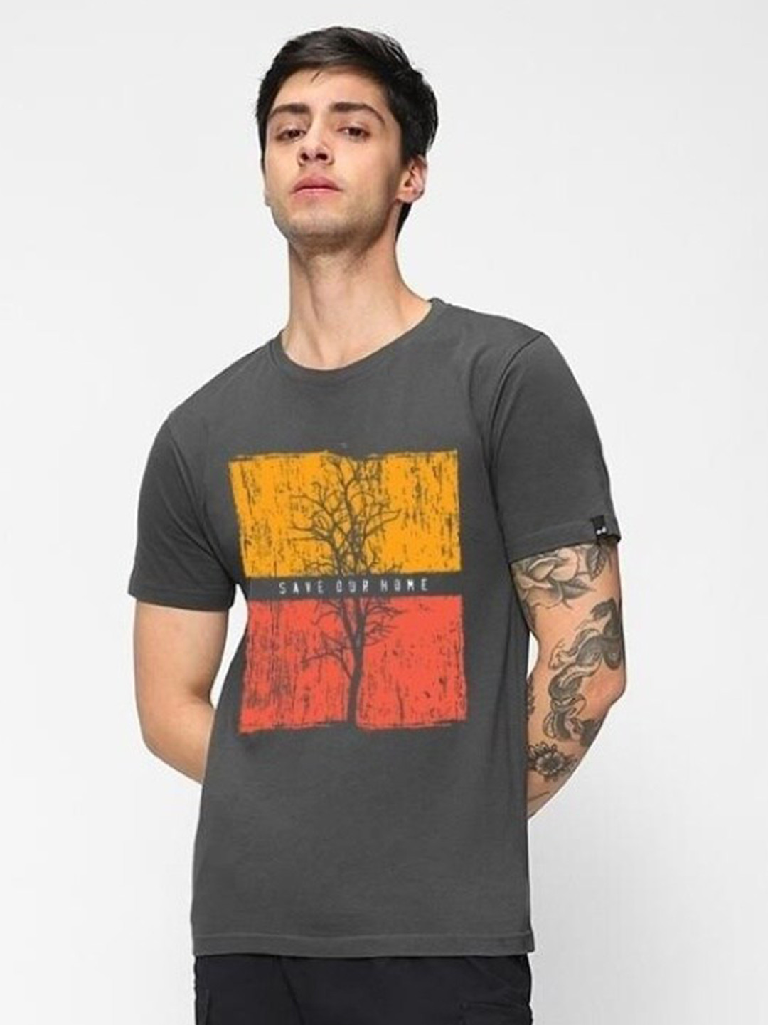 

Bewakoof Grey Graphic Printed Round Neck Cotton T-shirt
