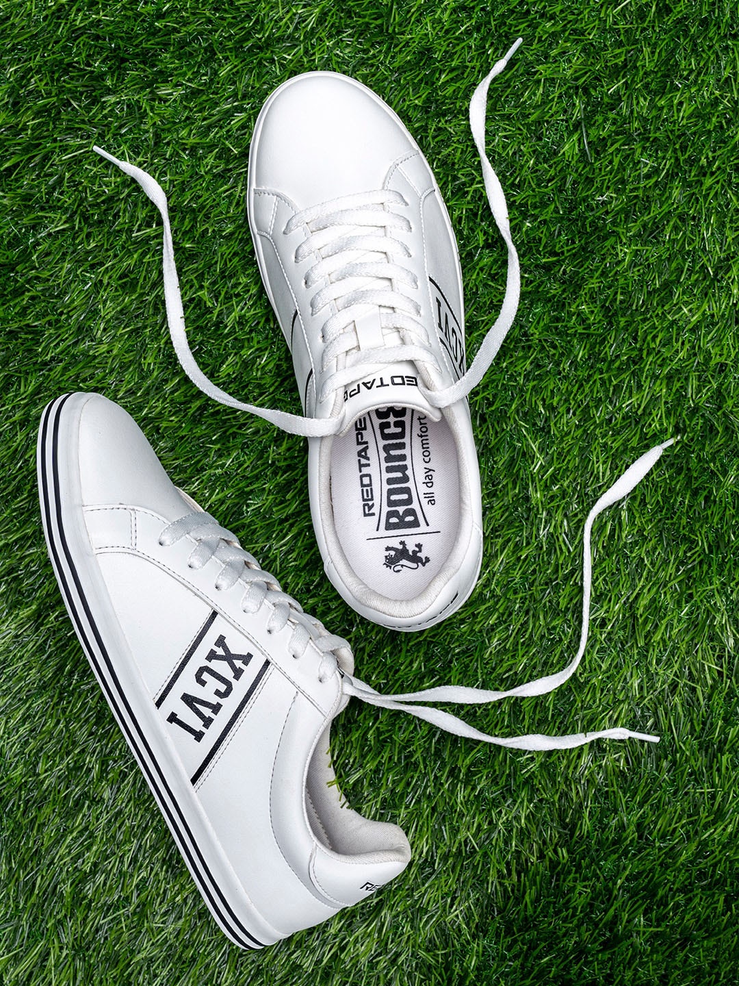 

Red Tape Women Printed Sneakers, White