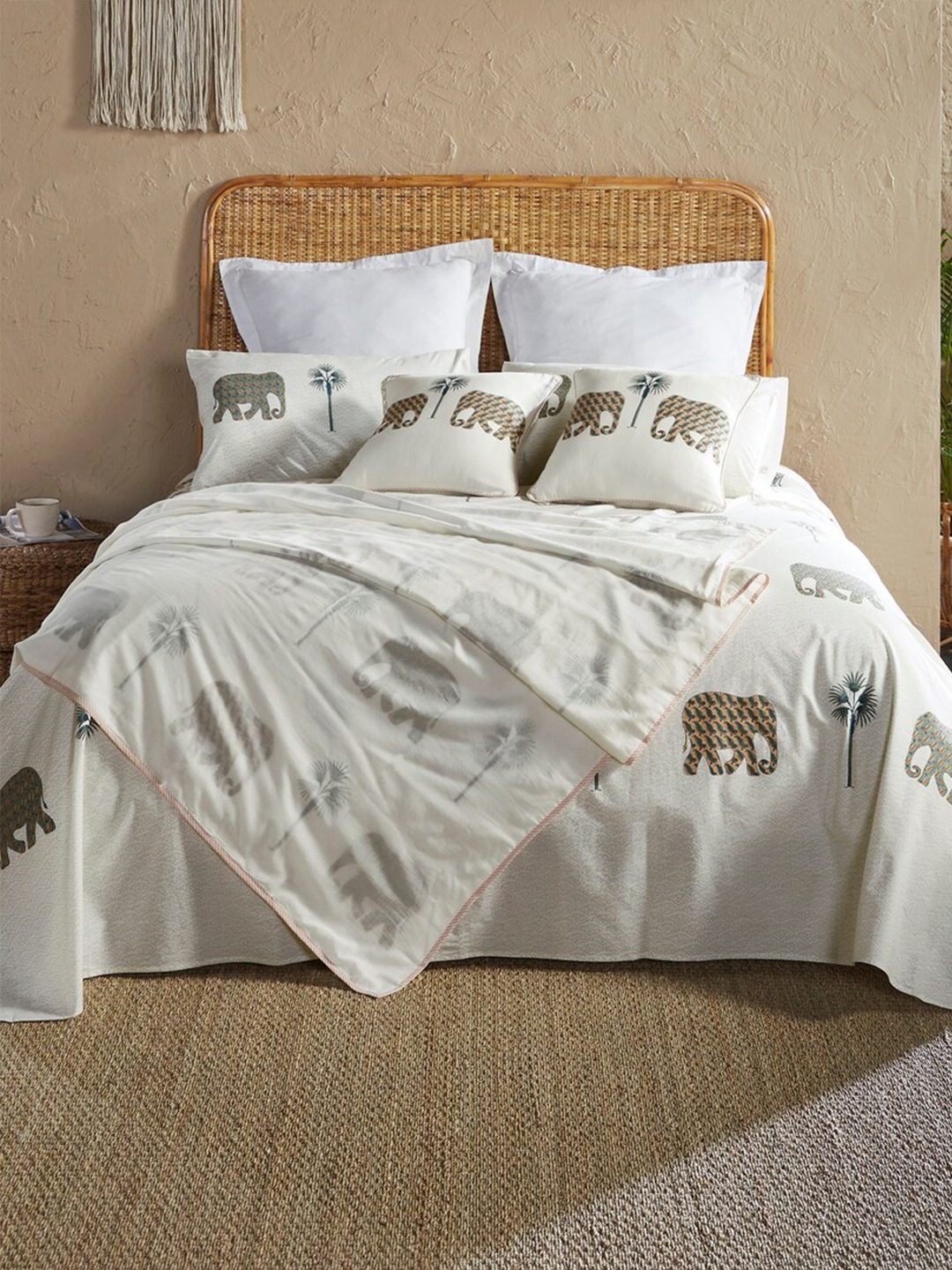 

HOUMN Cream-Coloured & Brown Ethnic Motifs Mild Winter 210 GSM Cotton Double Bed Dohar
