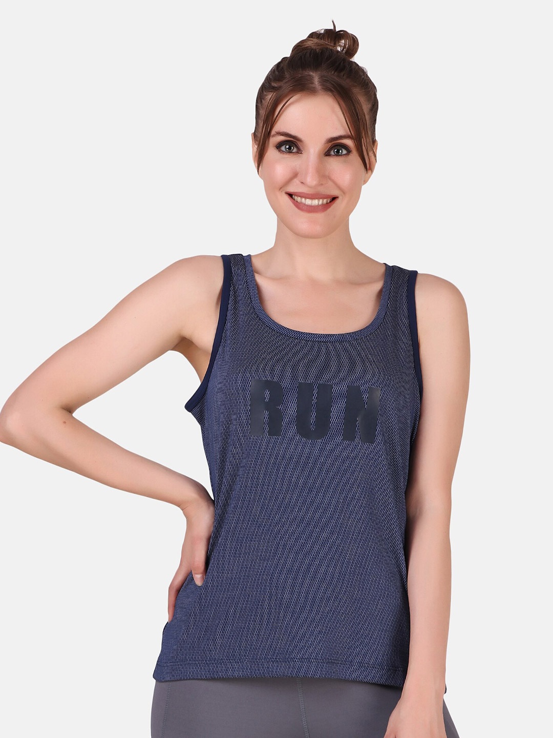 

PERFKT-U Typography Printed Scoop Neck Tank Top, Navy blue