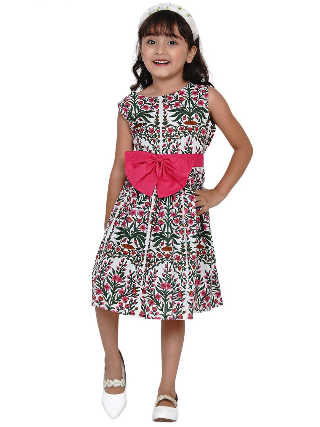 

Bitiya by Bhama Girls Floral Printed Bow Detail Fit & Flare Dress, White