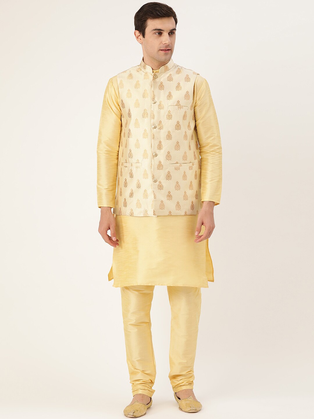 

SOJANYA Mandarin Collar Regular Kurta With Pyjamas & Nehru Jacket, Gold